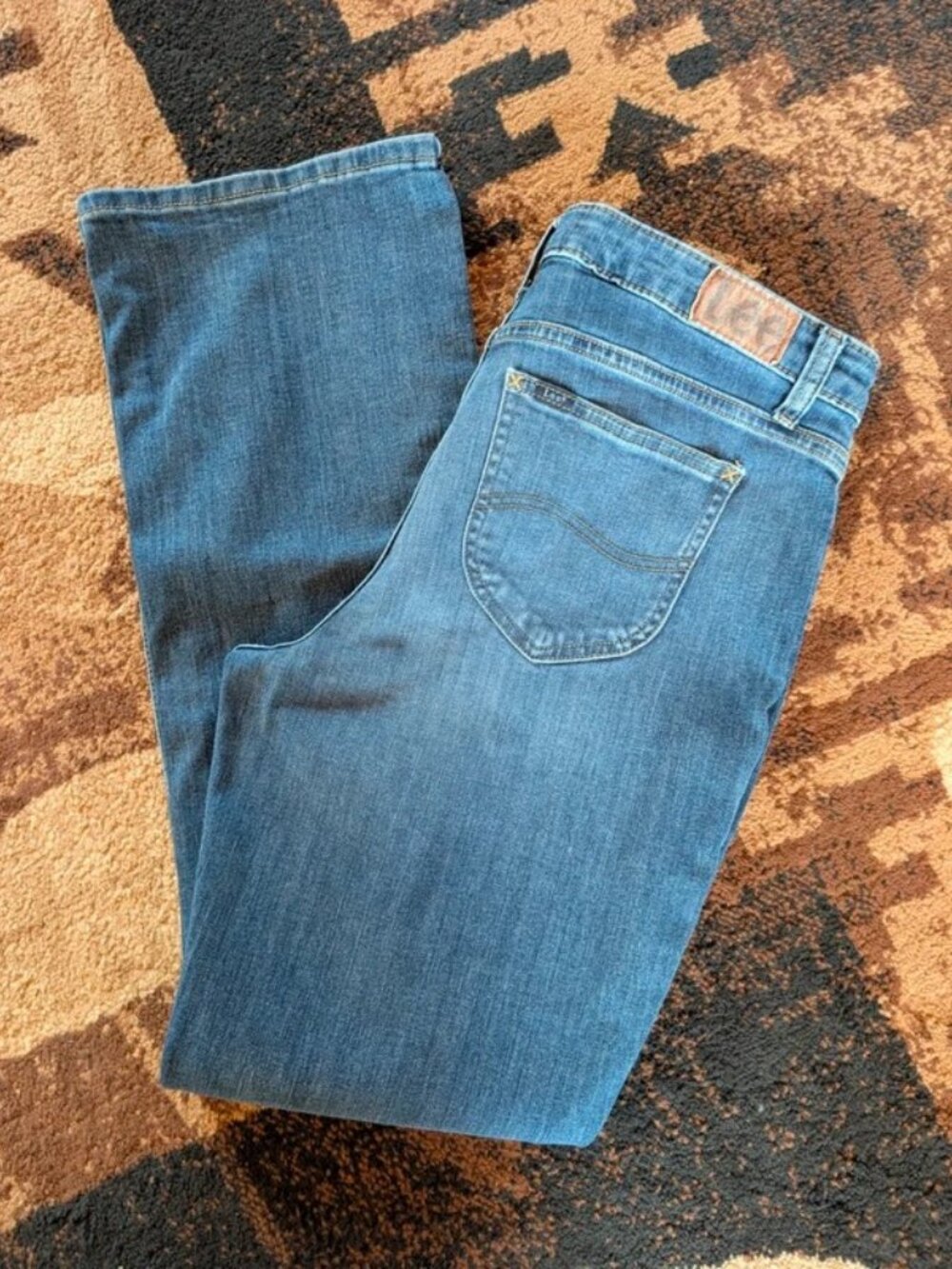 Lee Women's Mid Rise Straight Leg Jean Size 12